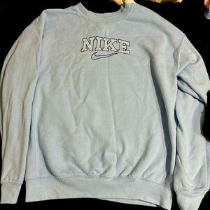 Simple blue oversized Nike sweatshirt